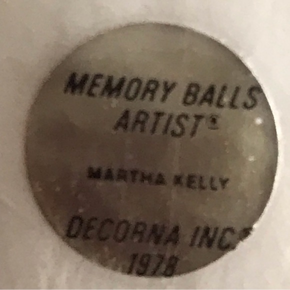 Paper Mache 1977 Memory Balls Christmas Jumbo Ornament By M. Kelley-Decorna -VTG - Picture 8 of 9